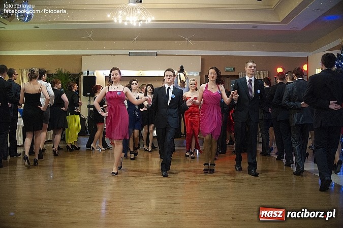 Zdjęcie w galerii na portalu naszraciborz.pl: Studniówka Zespołu Szkół Zawodowych w Raciborzu w tworkowskim Bravo wiadomości z regionu