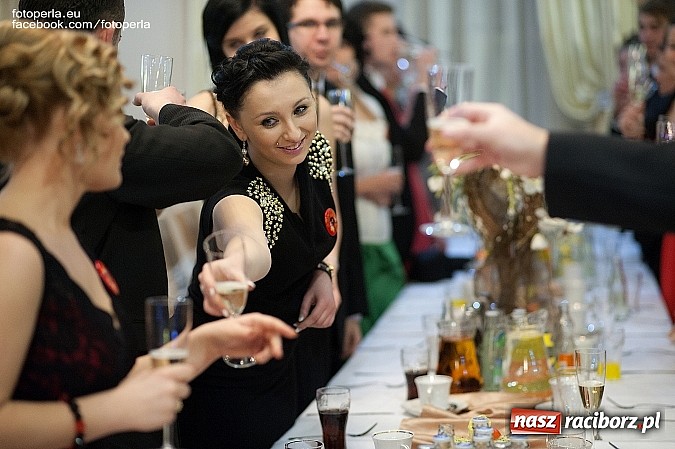 Zdjęcie w galerii na portalu naszraciborz.pl: Studniówka Zespołu Szkół Zawodowych w Raciborzu w tworkowskim Bravo wiadomości z regionu