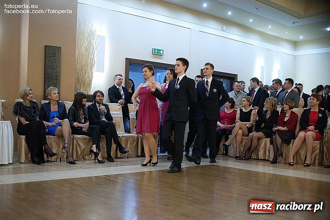 Zdjęcie w galerii na portalu naszraciborz.pl: Studniówka Zespołu Szkół Zawodowych w Raciborzu w tworkowskim Bravo wiadomości z regionu