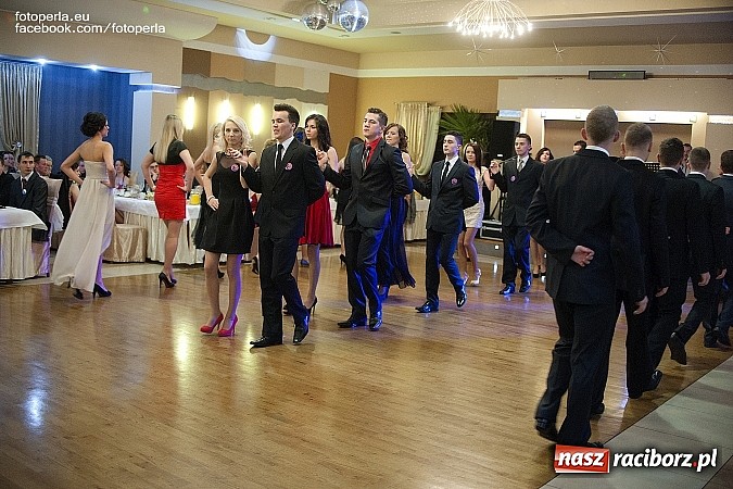 Zdjęcie w galerii na portalu naszraciborz.pl: Studniówka Zespołu Szkół Zawodowych w Raciborzu w tworkowskim Bravo wiadomości z regionu