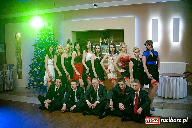 Zdjęcie w galerii na portalu naszraciborz.pl: Studniówka Zespołu Szkół Zawodowych w Raciborzu w tworkowskim Bravo wiadomości z regionu