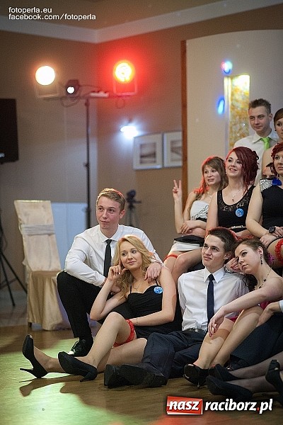 Zdjęcie w galerii na portalu naszraciborz.pl: Studniówka Zespołu Szkół Zawodowych w Raciborzu w tworkowskim Bravo wiadomości z regionu