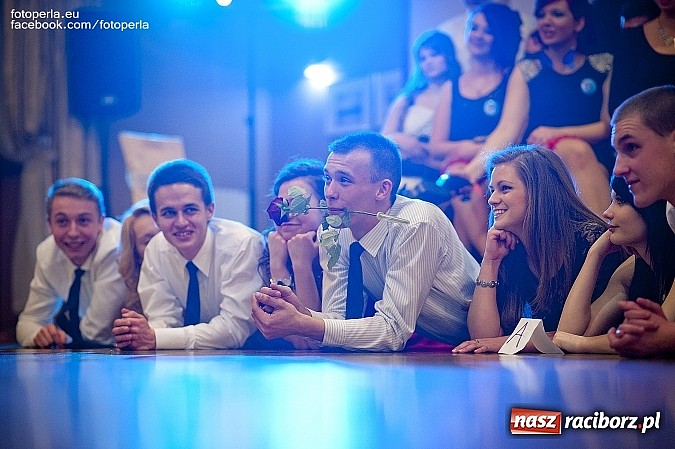 Zdjęcie w galerii na portalu naszraciborz.pl: Studniówka Zespołu Szkół Zawodowych w Raciborzu w tworkowskim Bravo wiadomości z regionu