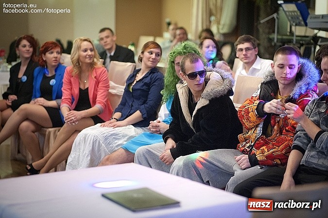 Zdjęcie w galerii na portalu naszraciborz.pl: Studniówka Zespołu Szkół Zawodowych w Raciborzu w tworkowskim Bravo wiadomości z regionu