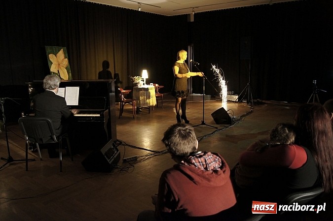 Zdjęcie w galerii na portalu naszraciborz.pl: Ewa Becla: z Londynu do Raciborza wiadomości z regionu