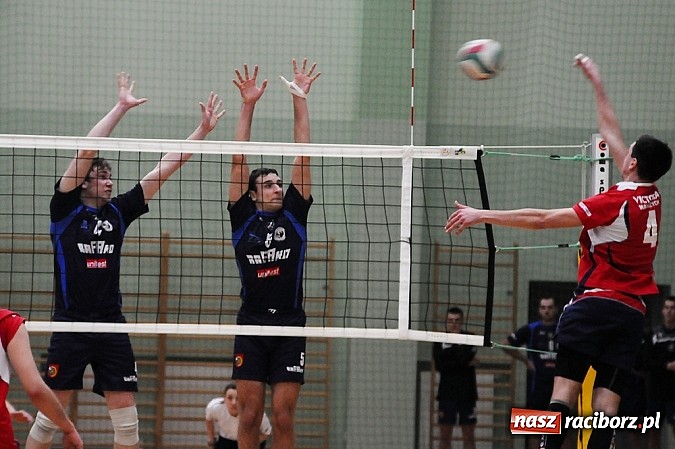Zdjęcie w galerii na portalu naszraciborz.pl: Porażka naszych siatkarzy z Victorią Wałbrzych wiadomości z regionu