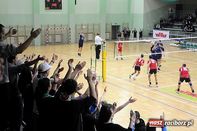 Zdjęcie w galerii na portalu naszraciborz.pl: Porażka naszych siatkarzy z Victorią Wałbrzych wiadomości z regionu