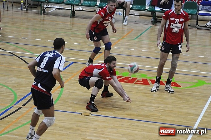 Zdjęcie w galerii na portalu naszraciborz.pl: Porażka naszych siatkarzy z Victorią Wałbrzych wiadomości z regionu