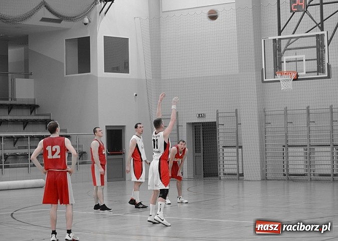 Zdjęcie w galerii na portalu naszraciborz.pl: Duet z Kamana nie do powstrzymania wiadomości z regionu