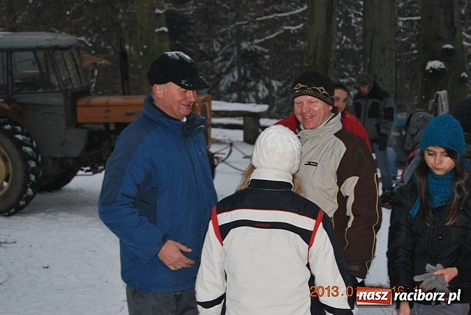 Zdjęcie w galerii na portalu naszraciborz.pl: Kulig na trzy traktory i cztery fajerki  wiadomości z regionu