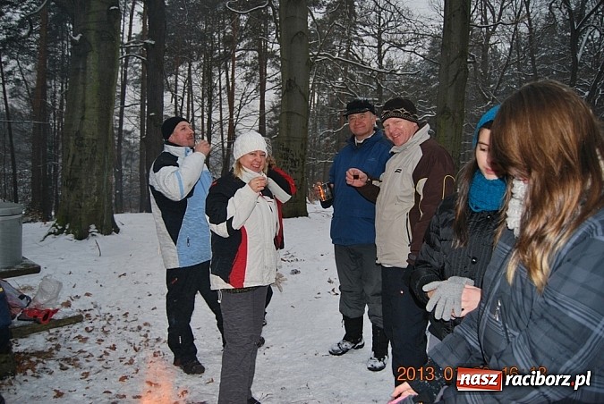 Zdjęcie w galerii na portalu naszraciborz.pl: Kulig na trzy traktory i cztery fajerki  wiadomości z regionu