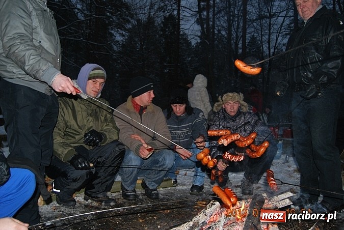 Zdjęcie w galerii na portalu naszraciborz.pl: Kulig na trzy traktory i cztery fajerki  wiadomości z regionu