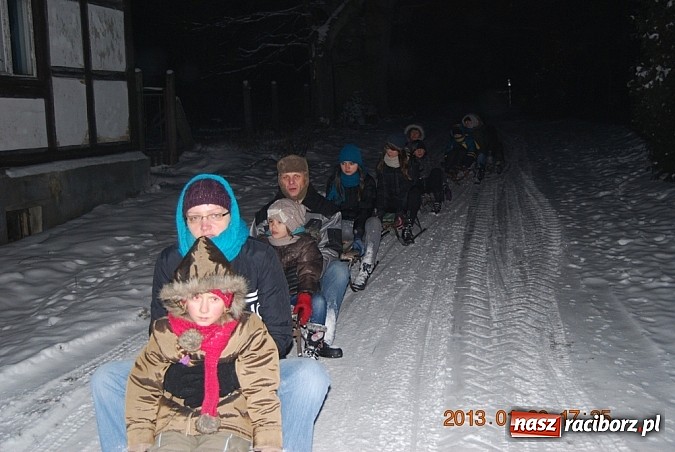 Zdjęcie w galerii na portalu naszraciborz.pl: Kulig na trzy traktory i cztery fajerki  wiadomości z regionu