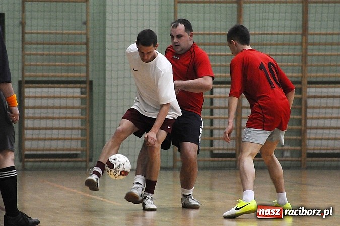 Zdjęcie w galerii na portalu naszraciborz.pl: HLPN: Canarinhos prowadzą w grupie mistrzowskiej wiadomości z regionu