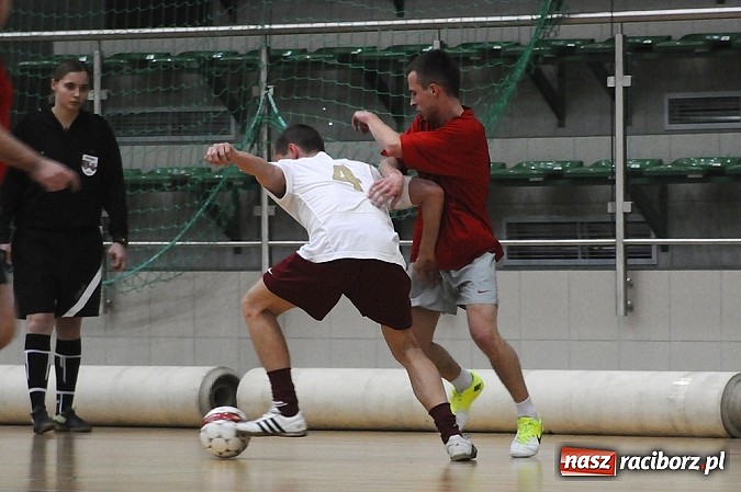 Zdjęcie w galerii na portalu naszraciborz.pl: HLPN: Canarinhos prowadzą w grupie mistrzowskiej wiadomości z regionu
