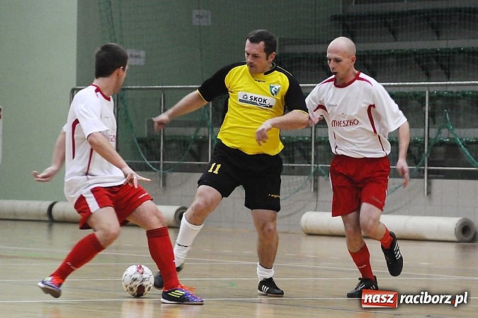 Zdjęcie w galerii na portalu naszraciborz.pl: HLPN: Canarinhos prowadzą w grupie mistrzowskiej wiadomości z regionu