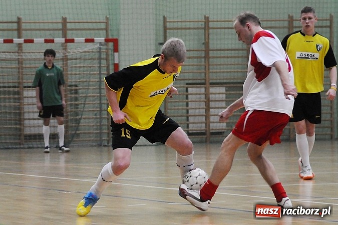 Zdjęcie w galerii na portalu naszraciborz.pl: HLPN: Canarinhos prowadzą w grupie mistrzowskiej wiadomości z regionu