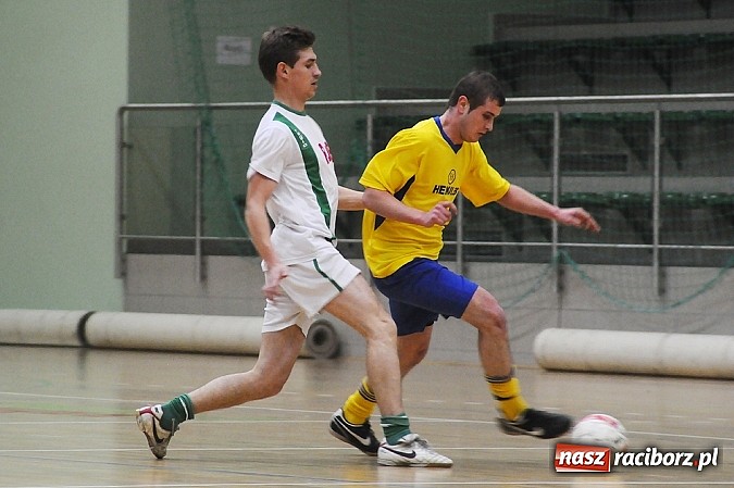 Zdjęcie w galerii na portalu naszraciborz.pl: HLPN: Canarinhos prowadzą w grupie mistrzowskiej wiadomości z regionu