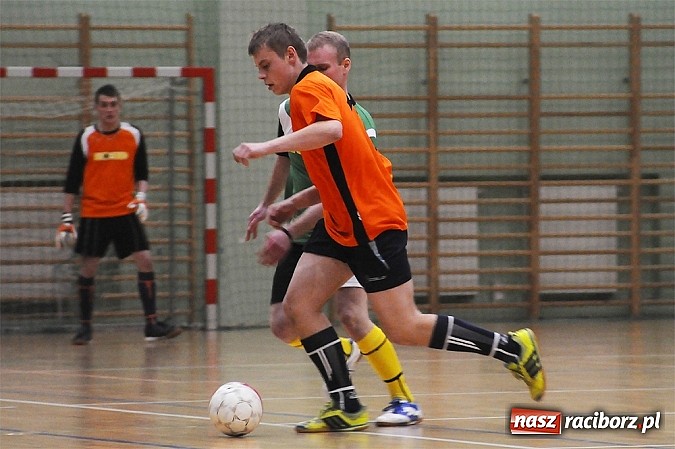 Zdjęcie w galerii na portalu naszraciborz.pl: HLPN: Canarinhos prowadzą w grupie mistrzowskiej wiadomości z regionu