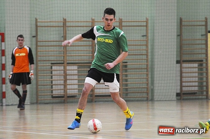 Zdjęcie w galerii na portalu naszraciborz.pl: HLPN: Canarinhos prowadzą w grupie mistrzowskiej wiadomości z regionu