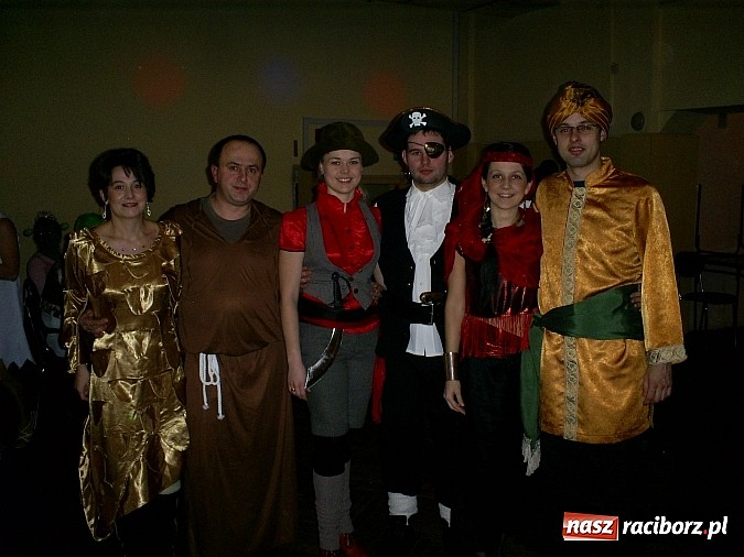Zdjęcie w galerii na portalu naszraciborz.pl: Plejada przebierańców na balu UKS Krzanowice wiadomości z regionu