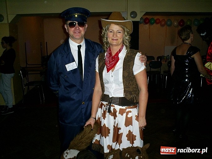 Zdjęcie w galerii na portalu naszraciborz.pl: Plejada przebierańców na balu UKS Krzanowice wiadomości z regionu