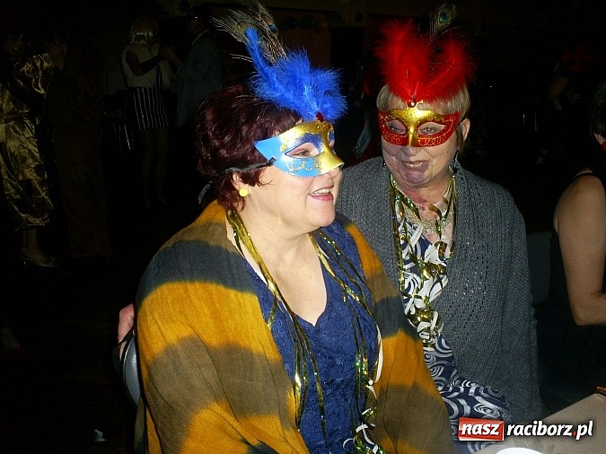 Zdjęcie w galerii na portalu naszraciborz.pl: Plejada przebierańców na balu UKS Krzanowice wiadomości z regionu