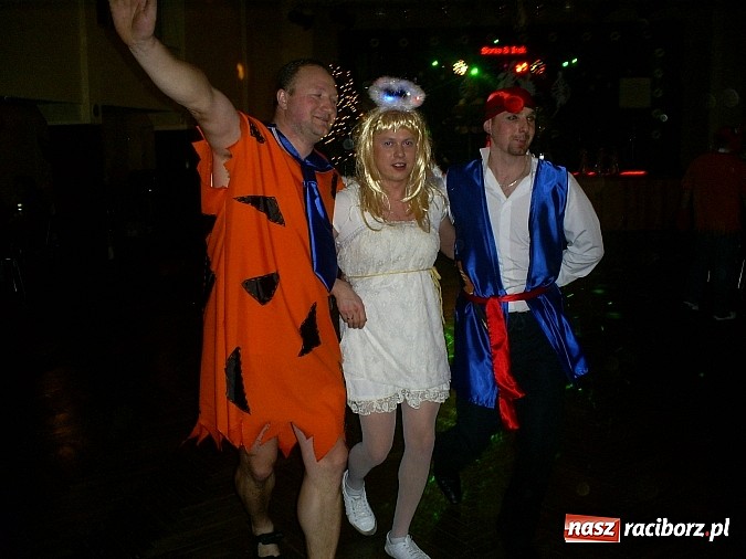 Zdjęcie w galerii na portalu naszraciborz.pl: Plejada przebierańców na balu UKS Krzanowice wiadomości z regionu