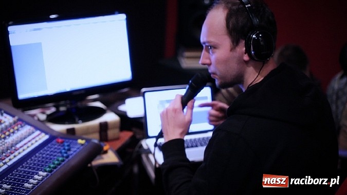 Zdjęcie w galerii na portalu naszraciborz.pl: Licealiści z Knurowa nagrywają niecodzienną płytę! wiadomości z regionu