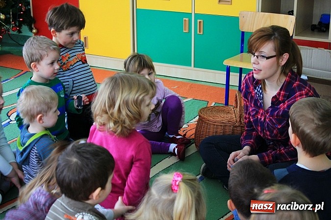 Zdjęcie w galerii na portalu naszraciborz.pl: Jak dokarmiać ptaki zimą? wiadomości z regionu