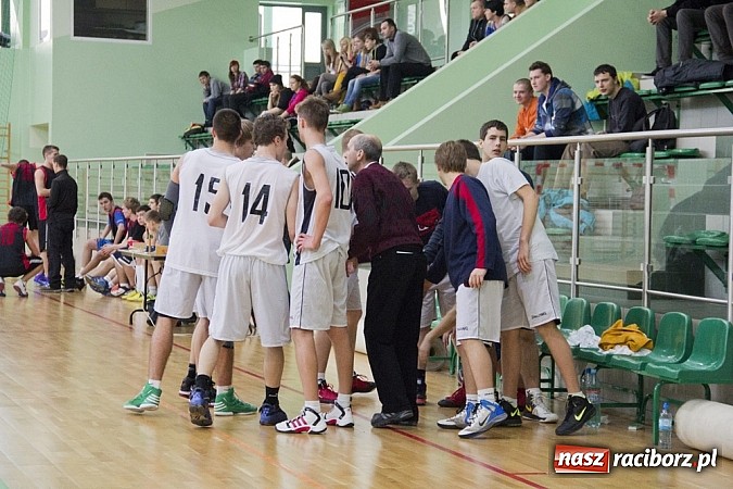 Zdjęcie w galerii na portalu naszraciborz.pl: Ruszyła liga szkolna w koszykówce wiadomości z regionu