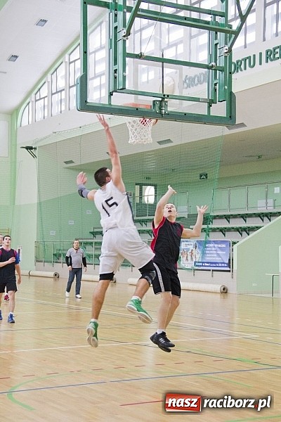 Zdjęcie w galerii na portalu naszraciborz.pl: Ruszyła liga szkolna w koszykówce wiadomości z regionu