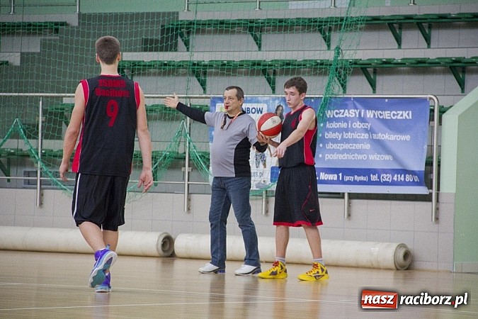 Zdjęcie w galerii na portalu naszraciborz.pl: Ruszyła liga szkolna w koszykówce wiadomości z regionu