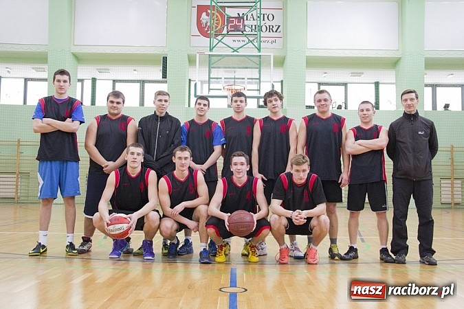 Zdjęcie w galerii na portalu naszraciborz.pl: Ruszyła liga szkolna w koszykówce wiadomości z regionu