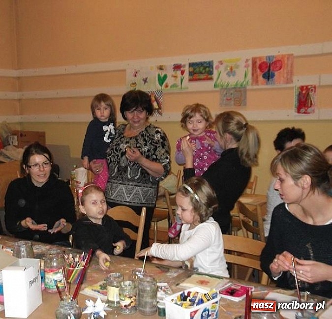 Zdjęcie w galerii na portalu naszraciborz.pl: Witaminowa zima z bańkami i bałwanem w Fiku-miku wiadomości z regionu