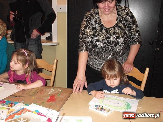 Zdjęcie w galerii na portalu naszraciborz.pl: Witaminowa zima z bańkami i bałwanem w Fiku-miku wiadomości z regionu