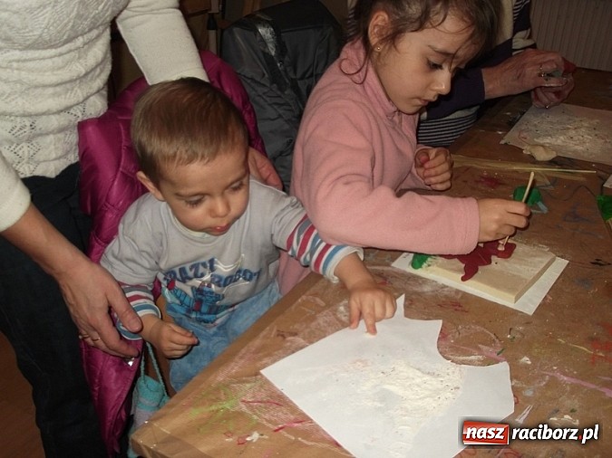 Zdjęcie w galerii na portalu naszraciborz.pl: Witaminowa zima z bańkami i bałwanem w Fiku-miku wiadomości z regionu