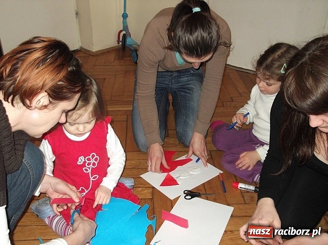 Zdjęcie w galerii na portalu naszraciborz.pl: Witaminowa zima z bańkami i bałwanem w Fiku-miku wiadomości z regionu