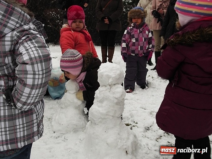 Zdjęcie w galerii na portalu naszraciborz.pl: Witaminowa zima z bańkami i bałwanem w Fiku-miku wiadomości z regionu