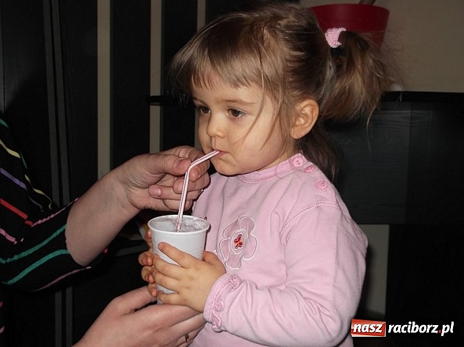 Zdjęcie w galerii na portalu naszraciborz.pl: Witaminowa zima z bańkami i bałwanem w Fiku-miku wiadomości z regionu