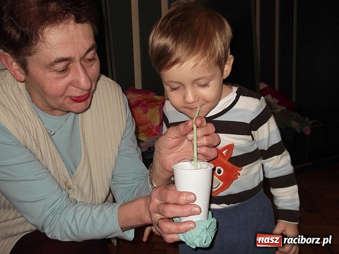 Zdjęcie w galerii na portalu naszraciborz.pl: Witaminowa zima z bańkami i bałwanem w Fiku-miku wiadomości z regionu