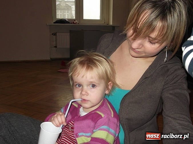 Zdjęcie w galerii na portalu naszraciborz.pl: Witaminowa zima z bańkami i bałwanem w Fiku-miku wiadomości z regionu