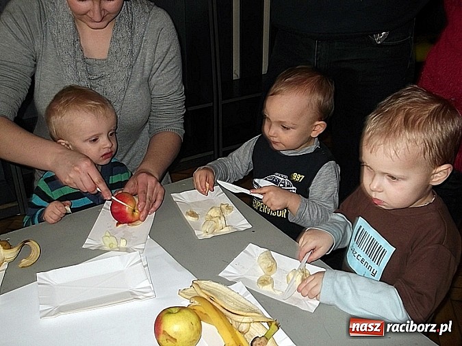 Zdjęcie w galerii na portalu naszraciborz.pl: Witaminowa zima z bańkami i bałwanem w Fiku-miku wiadomości z regionu