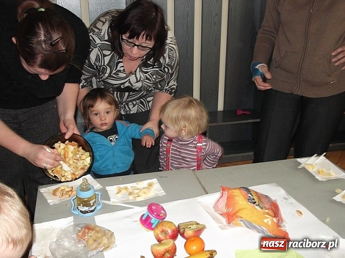 Zdjęcie w galerii na portalu naszraciborz.pl: Witaminowa zima z bańkami i bałwanem w Fiku-miku wiadomości z regionu