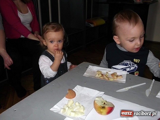 Zdjęcie w galerii na portalu naszraciborz.pl: Witaminowa zima z bańkami i bałwanem w Fiku-miku wiadomości z regionu