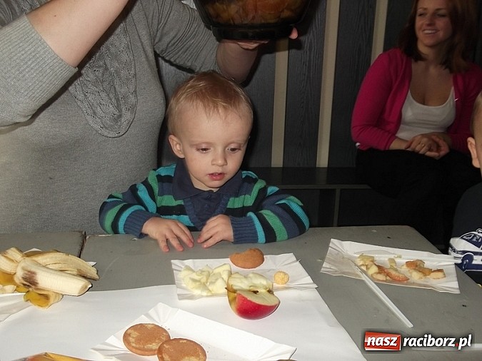 Zdjęcie w galerii na portalu naszraciborz.pl: Witaminowa zima z bańkami i bałwanem w Fiku-miku wiadomości z regionu