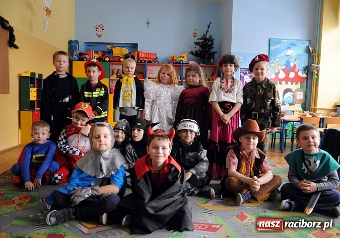 Zdjęcie w galerii na portalu naszraciborz.pl: W Przedszkolu nr 13 odbył się dziś wielki bal wiadomości z regionu