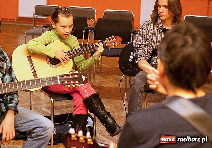 Zdjęcie w galerii na portalu naszraciborz.pl: Warsztaty i koncert w GCK w Nędzy wiadomości z regionu