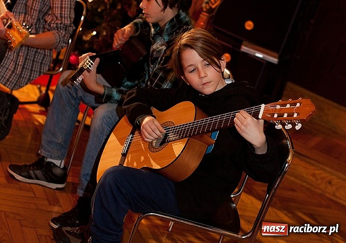 Zdjęcie w galerii na portalu naszraciborz.pl: Warsztaty i koncert w GCK w Nędzy wiadomości z regionu