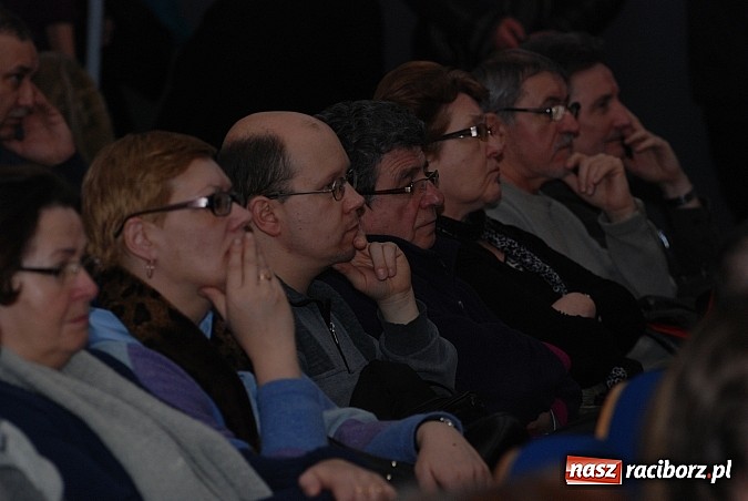 Zdjęcie w galerii na portalu naszraciborz.pl: Inauguracja raciborskiego klubu Gazety Polskiej. Gościem Antoni Macierewicz wiadomości z regionu